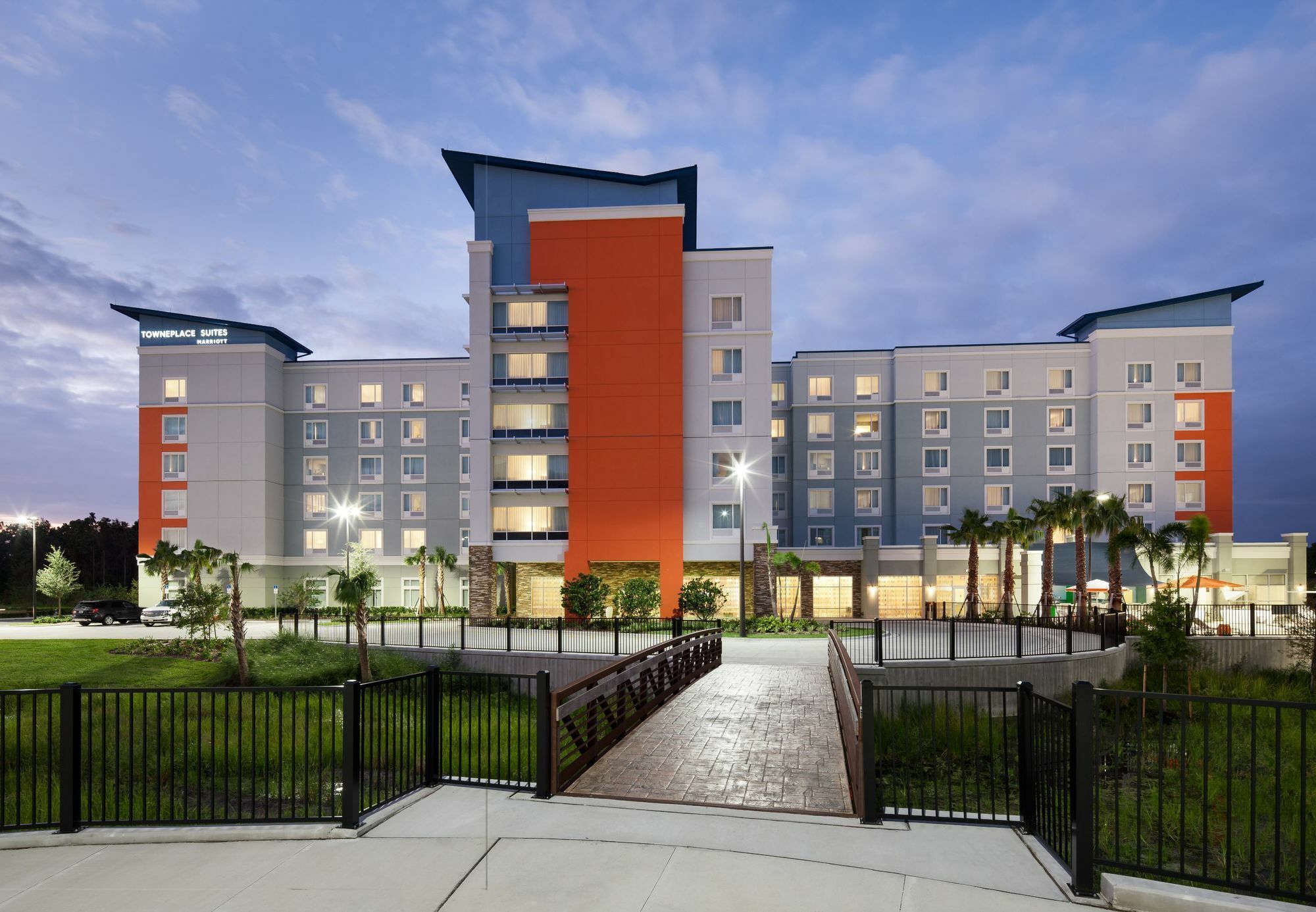 Towneplace Suites By Marriott Orlando At Seaworld Exterior photo